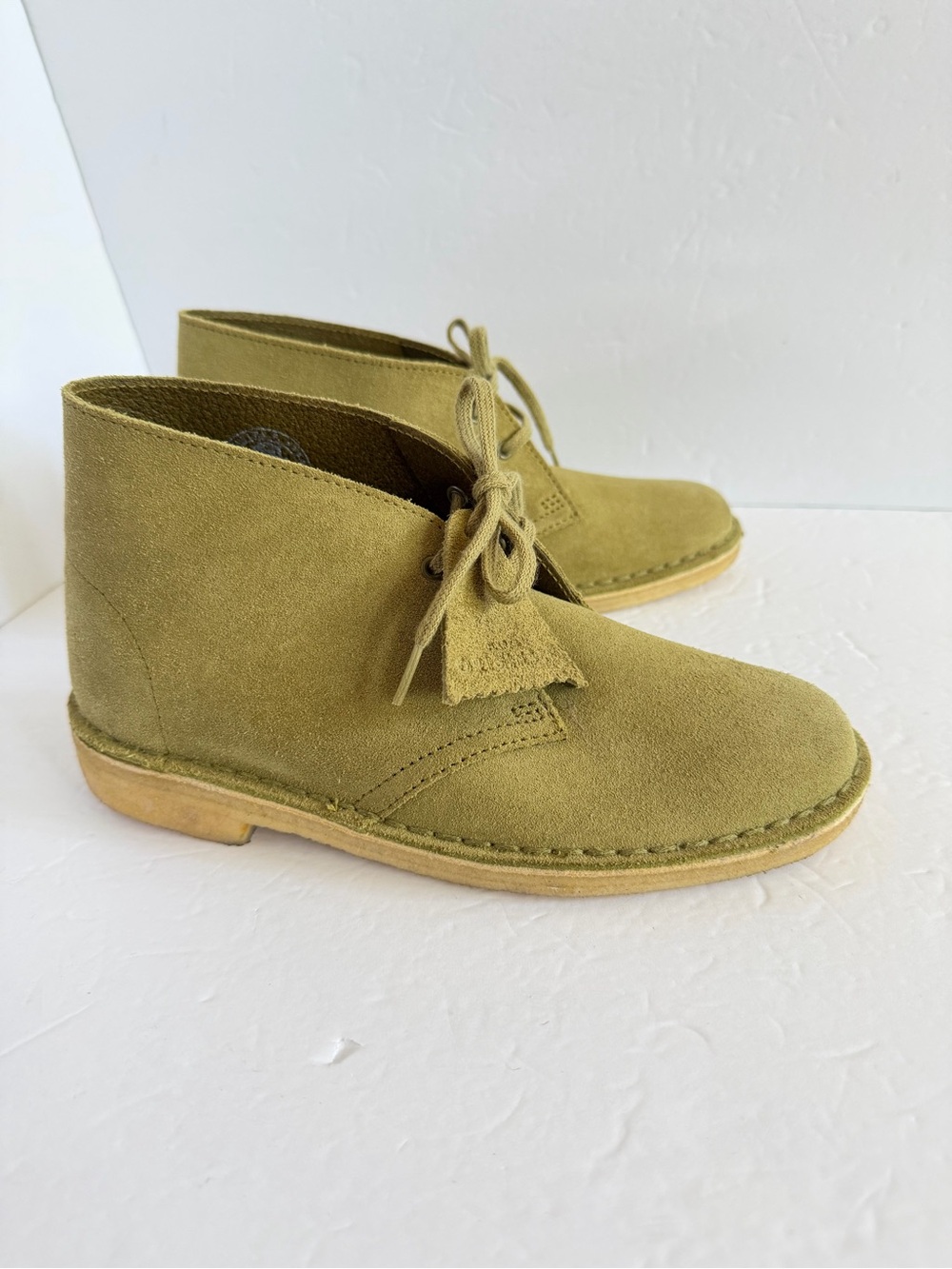 Clarks Originals Desert Boots Green Suede Chukka NEW - Size US 7 (Runs Small)